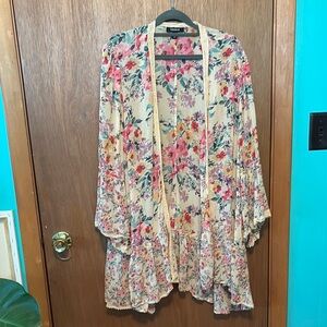 Torrid Floral Kimono Jacket - Cream and Pink